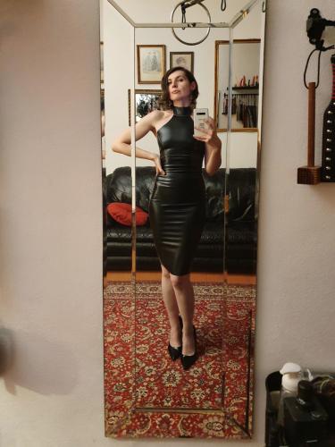 Mistress Elena Lisbon Dominatrix